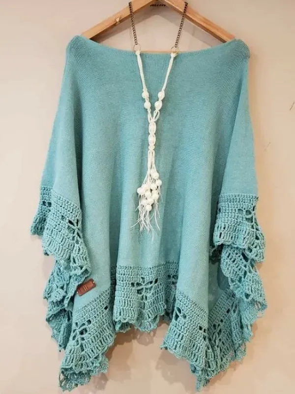 Ponchos Leves com Detalhes em Crochê: Delicadeza e Charme para o Look