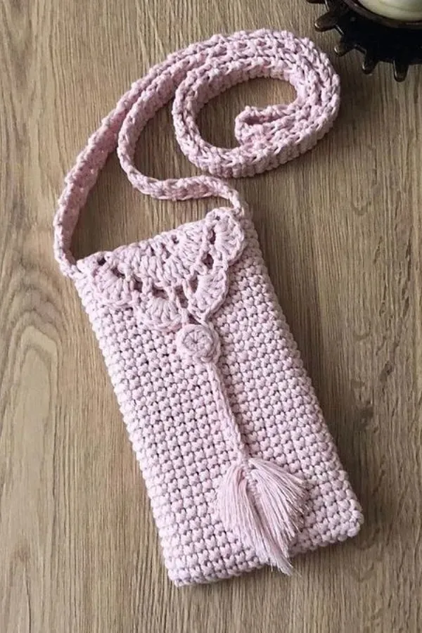 16 Modelos de porta-celular de crochê e gráficos dos pontos para inspirar