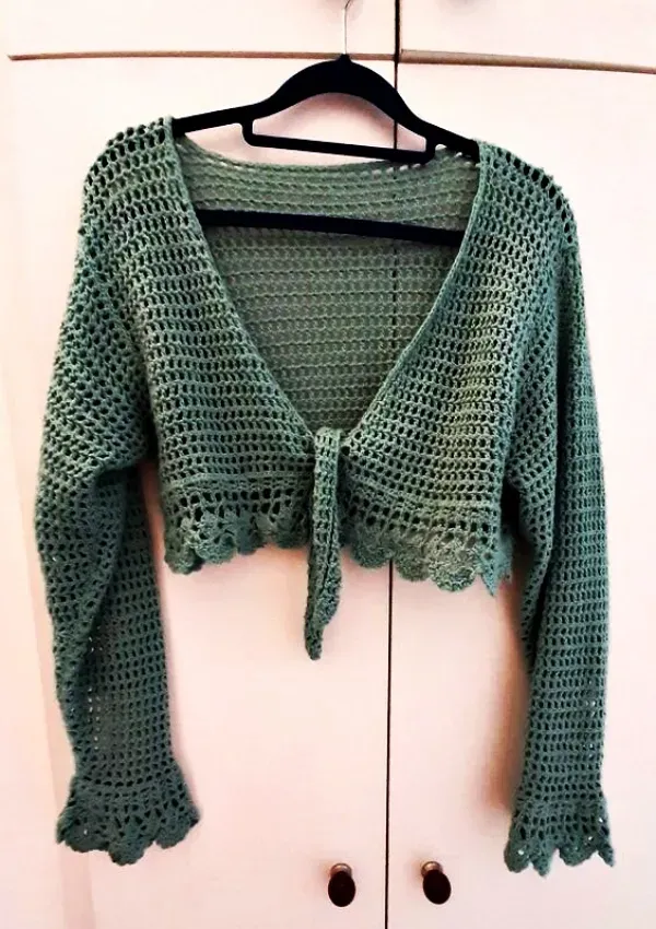 Blusinhas e Tops de Crochê: Gráficos e Ideias Inspiradoras