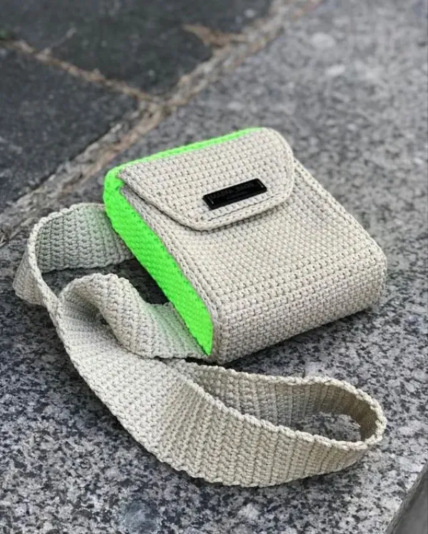 Um Ponto, Inúmeras Possibilidades: Bolsas de Crochê em Ponto Baixo