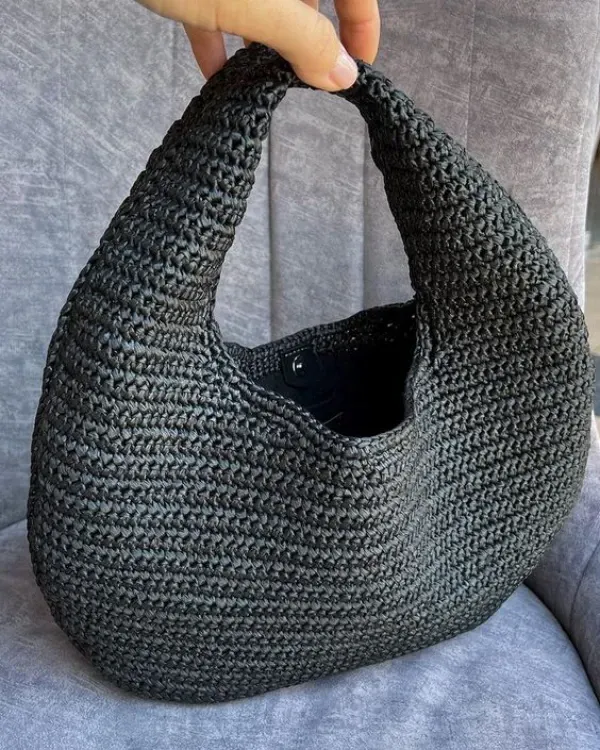Como um Ponto Simples Faz Maravilhas: Bolsas de Crochê Feitas em Ponto Baixo