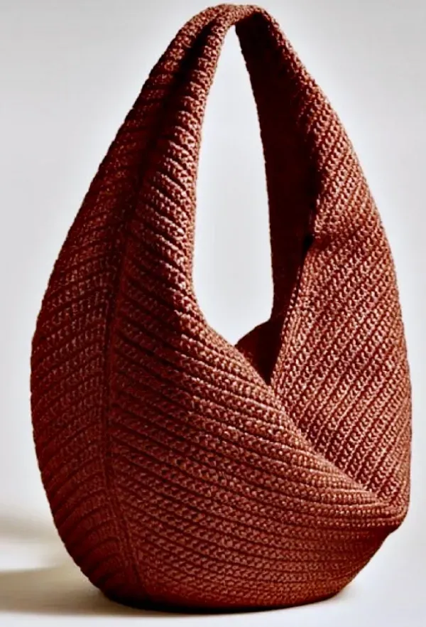 Como um Ponto Simples Faz Maravilhas: Bolsas de Crochê Feitas em Ponto Baixo