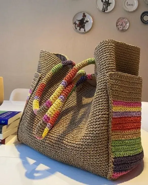 Como um Ponto Simples Faz Maravilhas: Bolsas de Crochê Feitas em Ponto Baixo