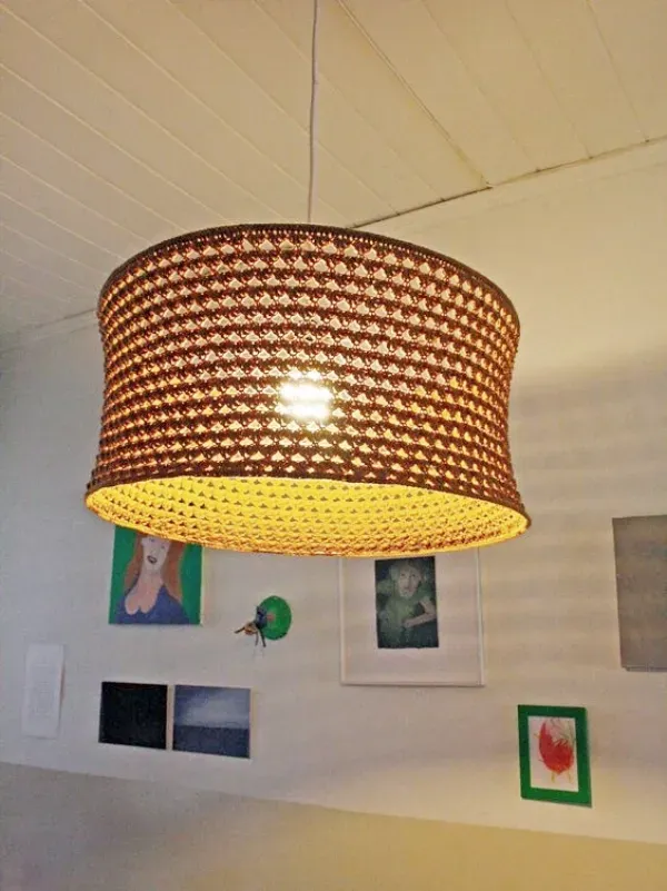 Decorar com Artesanato: Luminárias Pendentes de Crochê para Transformar Seu Espaço