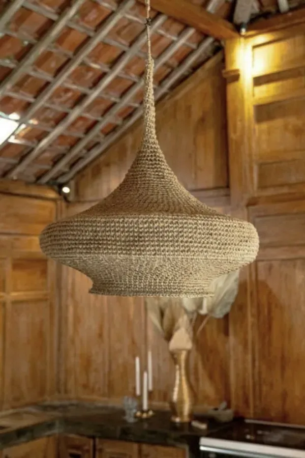 Artesanato na Decoração: Luminárias em Crochê que Transformam Ambientes com Efeito e Originalidade
