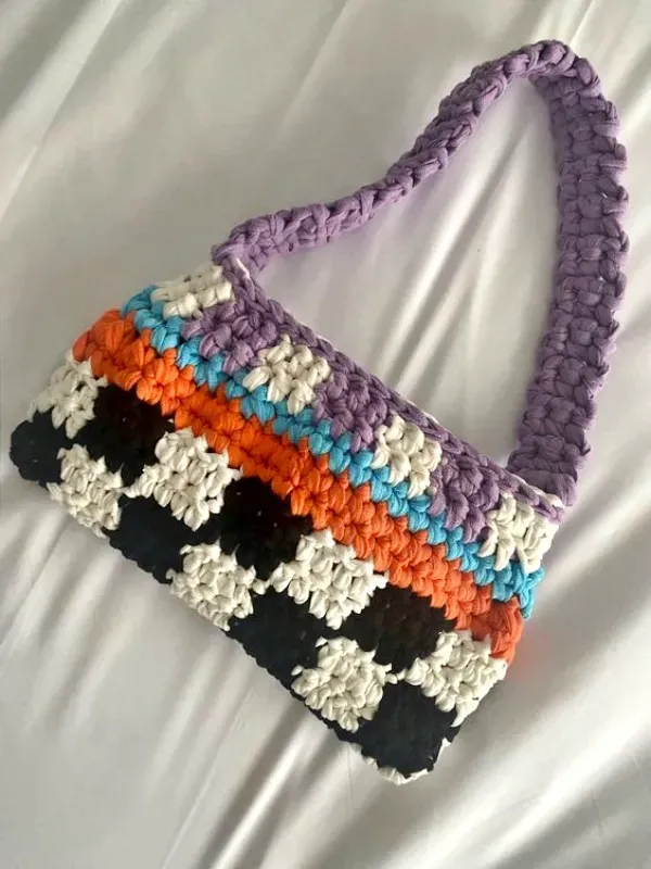 Tendência das Bolsas Artesanais: +21 Modelos de Bolsas de Crochê em Fio de Malha