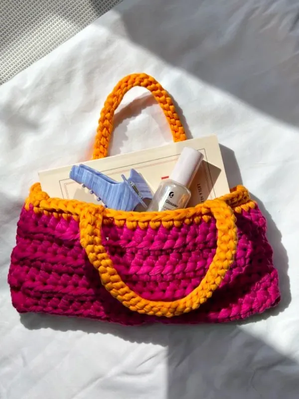 Tendência das Bolsas Artesanais: +21 Modelos de Bolsas de Crochê em Fio de Malha