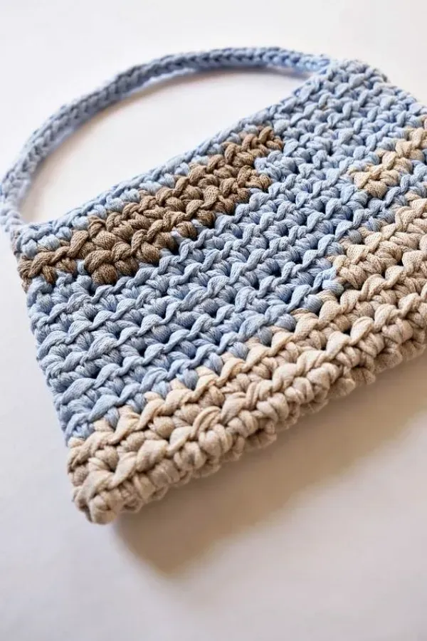 Artesanato na Moda: Inspirações de Bolsas de Crochê em Fio de Malha com Estilo e Versatilidade