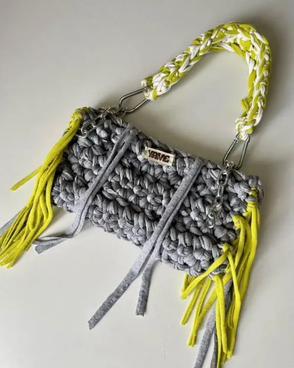 Artesanato na Moda: Inspirações de Bolsas de Crochê em Fio de Malha com Estilo e Versatilidade
