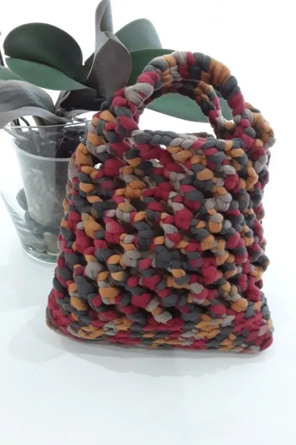 Tendências em Crochê: Descubra Lindos Modelos de Bolsas com Fio de Malha e Inspire-se!
