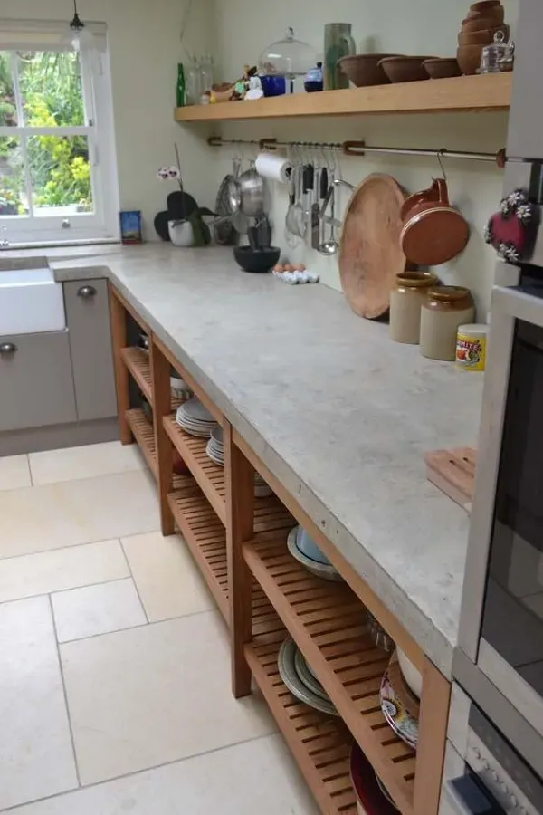 Casa Bonita e Moderna: Transforme sua Cozinha com Cimento Queimado!