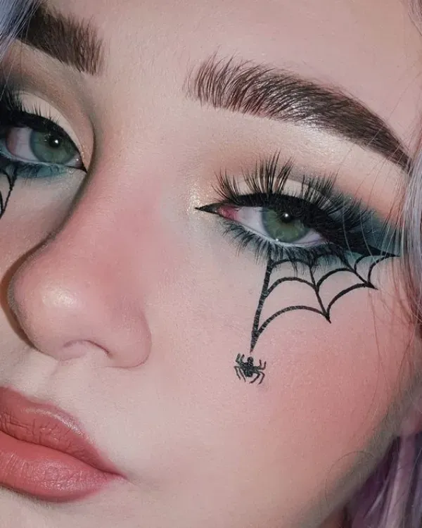 Maquiagens de Halloween: Divertidas para Crianças e Origianis para Adultos