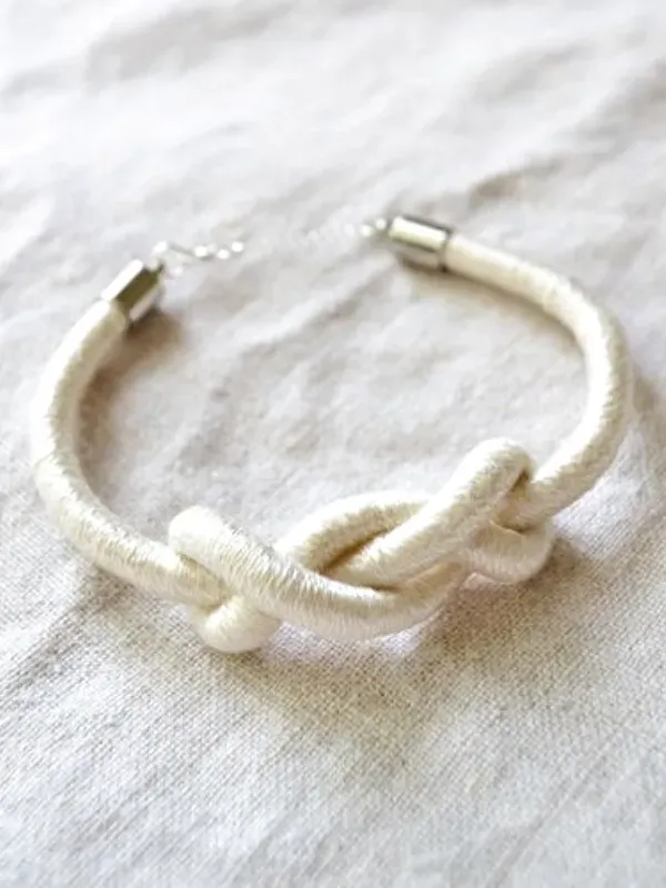 Macramê Moderno: 29 Pulseiras de Macramê com um Toque Contemporâneo