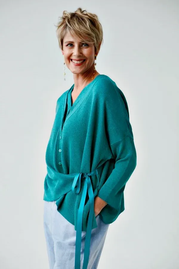 Moda Anti-Idade: Inspirações de Blusas de Malha para Mulheres com Estilo