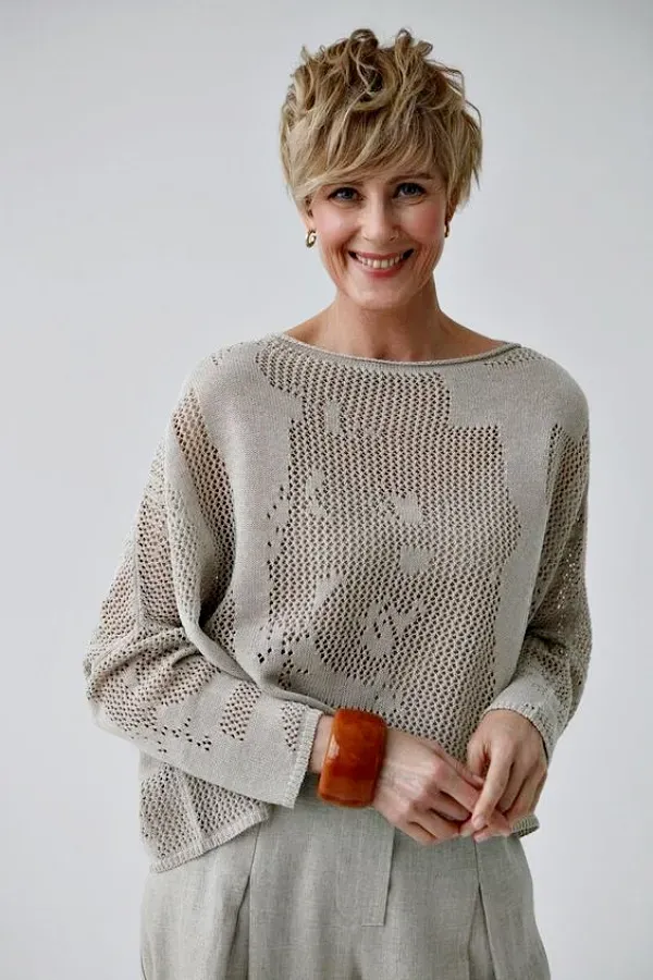 Moda Anti-Idade: Inspirações de Blusas de Malha para Mulheres com Estilo