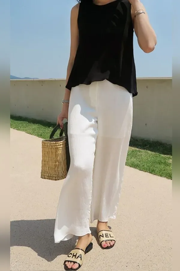 Inspirações de Estilo: Looks com Calça Branca para a Terceira Idade