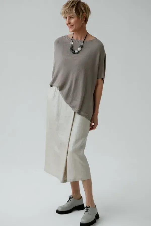 Moda para Senhoras com Elegância e Conforto: Dicas de Blusas, Calças e Saias