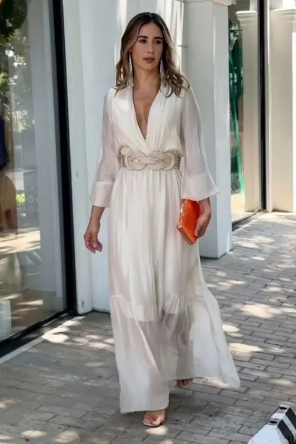 Elegância em Branco: Looks Deslumbrantes para Festa de Ano Novo!