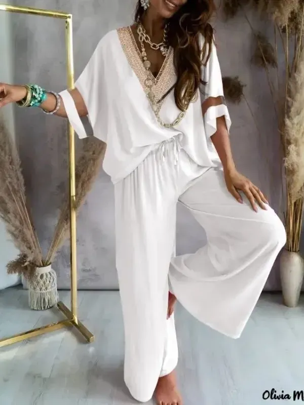Brilhe no Réveillon: Inspirações de Looks Brancos para Arrasar na Praia! Usar o branco remete à pureza, paz, renovação e esperança.