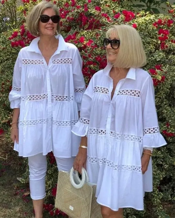 Brilhe no Réveillon: Inspirações de Looks Brancos para Arrasar na Praia! Usar o branco remete à pureza, paz, renovação e esperança.
