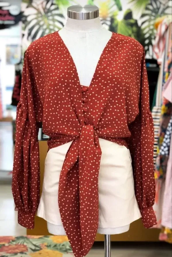 Estilo que Inspira: Dicas de Modelos Encantadores de Blusas para o Natal