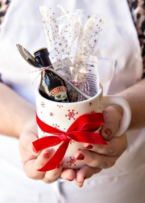 Preparando para o Natal: Canecas Decoradas de Natal- Inspiração e Presentes DIY