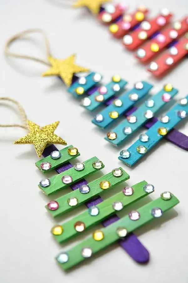 Preparando para o Natal: Crie Enfeites de Natal Incríveis e Baratas com Palitos