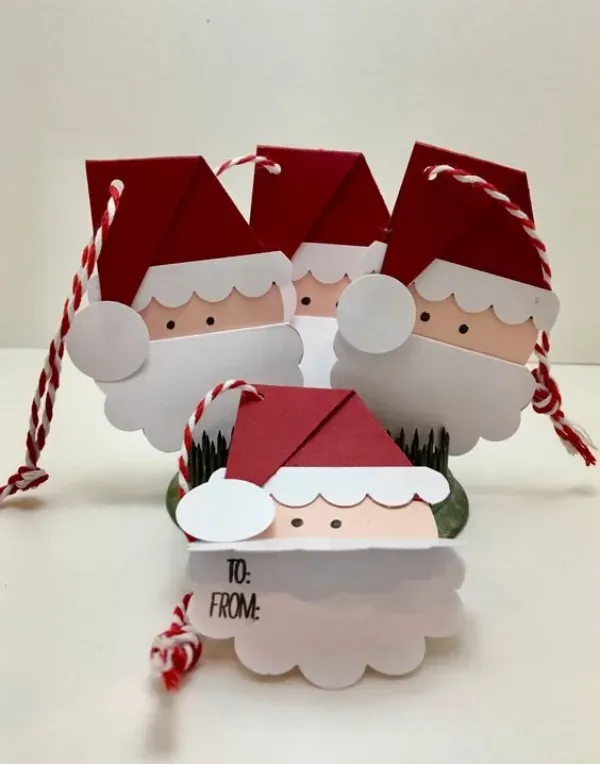 Ideias Encantadoras de Tags e Cartões DIY para o Natal, compartilhando presentes únicos. Mergulhe nesta magia do artesanato natalino.