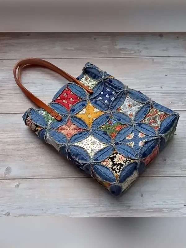 Bolsas de jeans reciclado: A moda sustentável com muito estilo