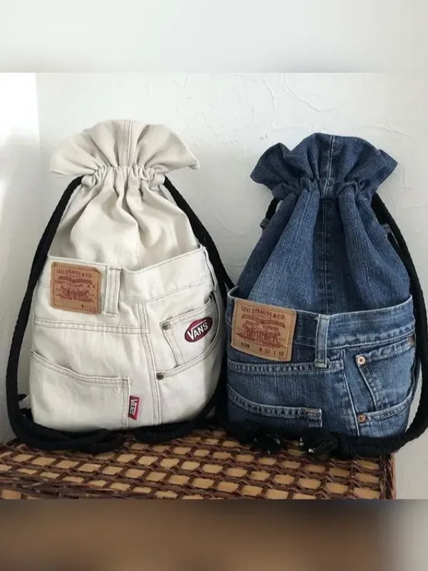 Calças de jeans velhas virando bolsas estilosas - recicle, reuse, refaça!