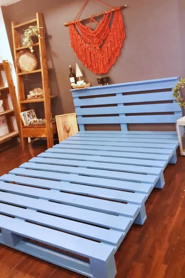 Ideias criativas e baratas: Móveis feitos com pallets