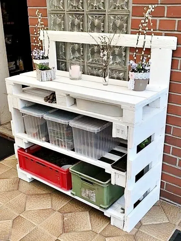 Ideias Criativas para Organizar sua Casa com Pallets - armário