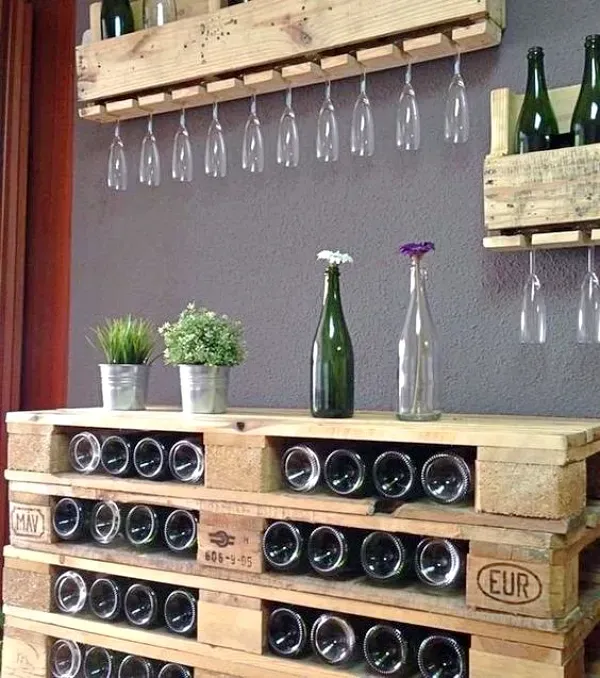 Ideias Criativas para Organizar sua Casa com Pallets- barzinho