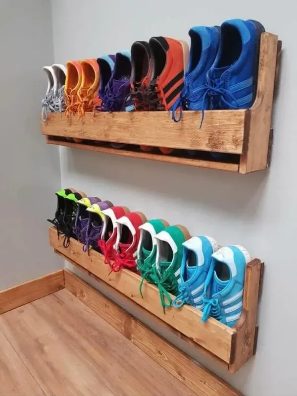 Ideias Criativas para Organizar sua Casa com Pallets - sapateiro