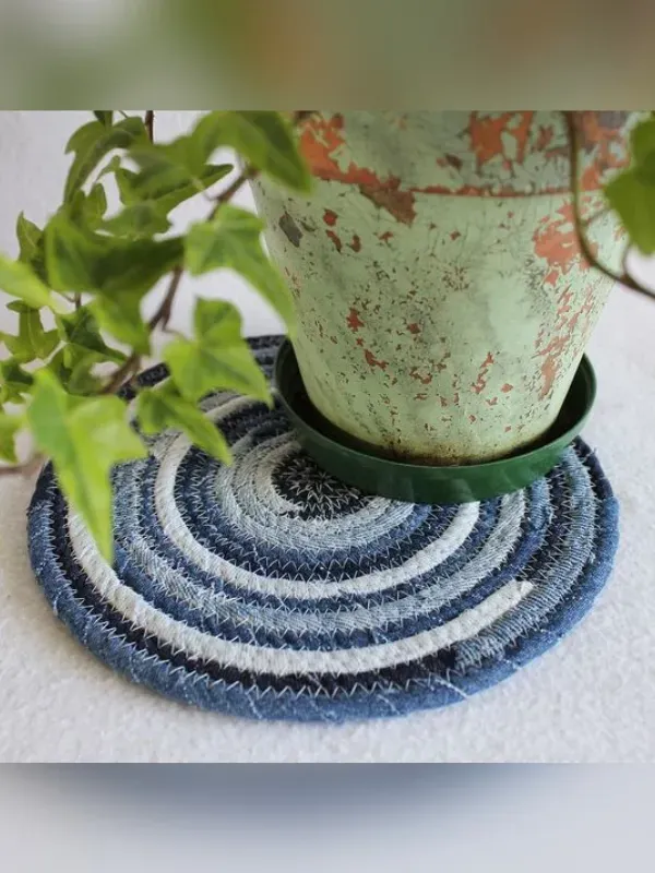 Reciclando o jeans: Ideias incríveis para transformar retalhos