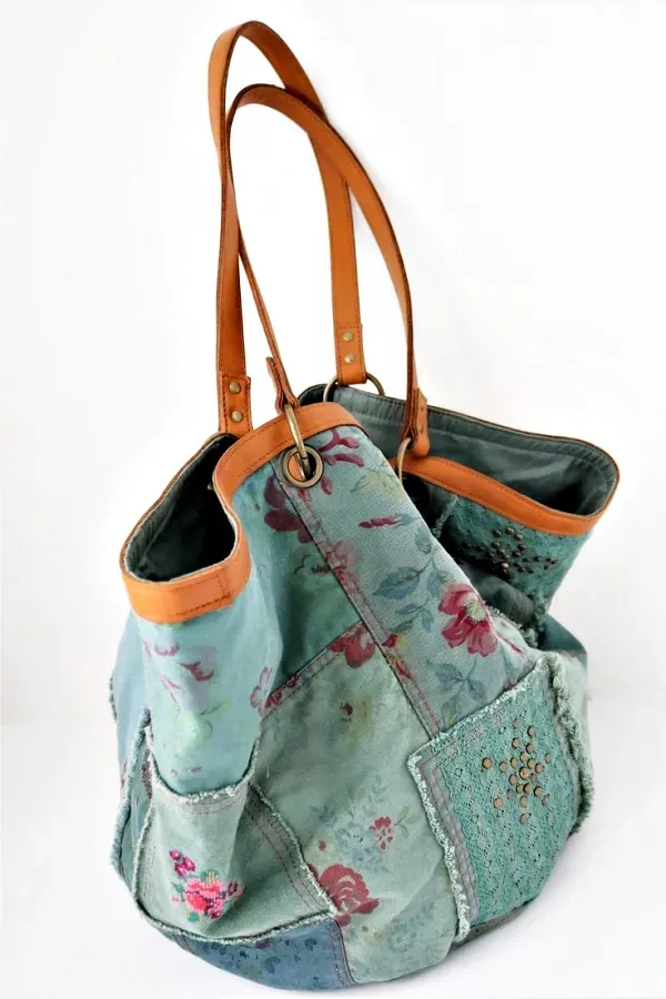 Estilo e Sustentabilidade: 18 Ideias para Fazer Sua Bolsa com Jeans Reciclado