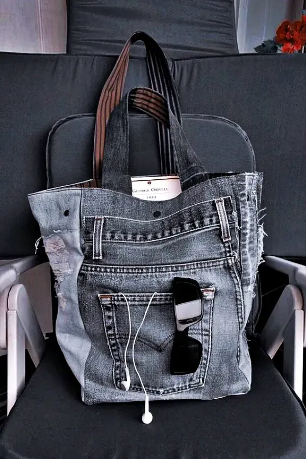 Estilo e Sustentabilidade: 18 Ideias para Fazer Sua Bolsa com Jeans Reciclado