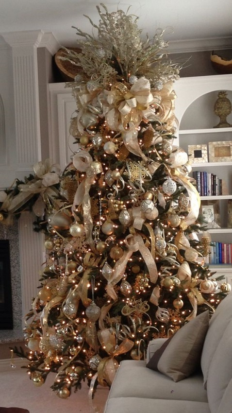 árvore de natal tradicional dourada - christmas tree