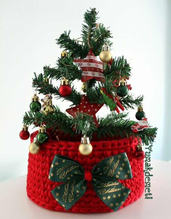 Cesto de Natal com fio de malha - DIY