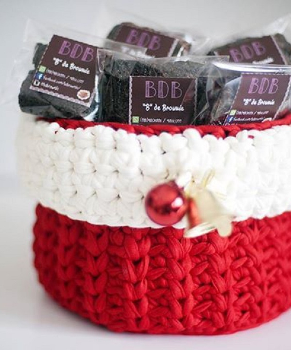 16 ideias de Cestos de Natal com fio de malha