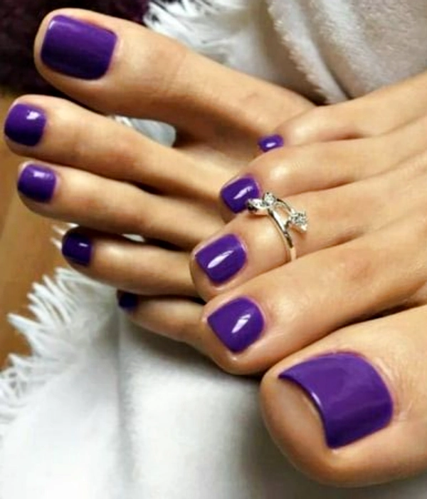 Unhas dos Pés Perfeitas: Cores de Esmaltes que Combinam com o Look do Verão