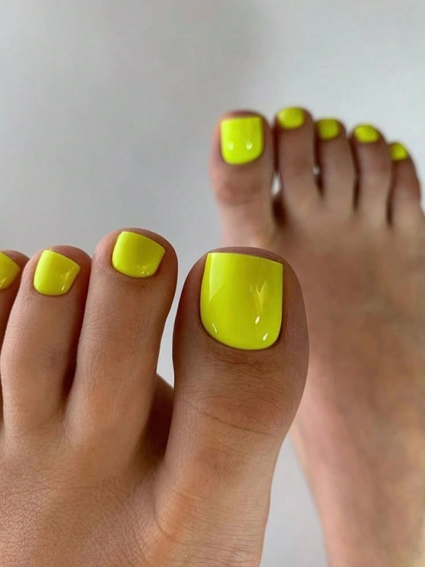 Unhas dos Pés Perfeitas: Cores de Esmaltes que Combinam com o Look do Verão