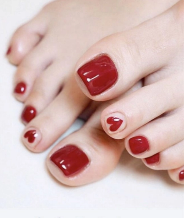 Unhas dos Pés Perfeitas: Cores de Esmaltes que Combinam com o Look do Verão