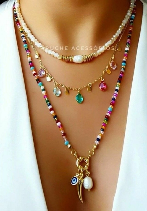 Colares Femininos: O Acessório Que Transforma Qualquer Look