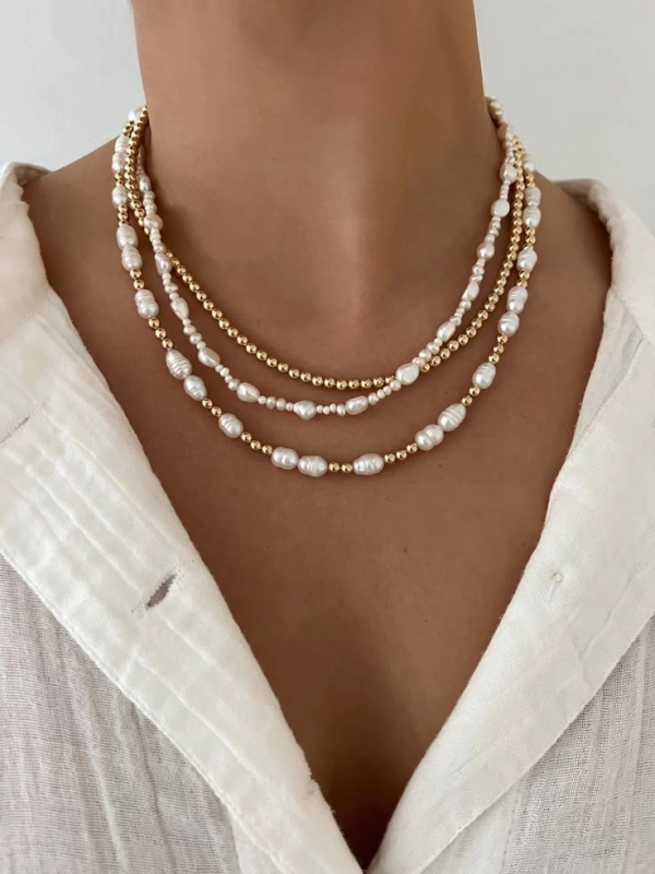 Colares Femininos: O Acessório Que Transforma Qualquer Look
