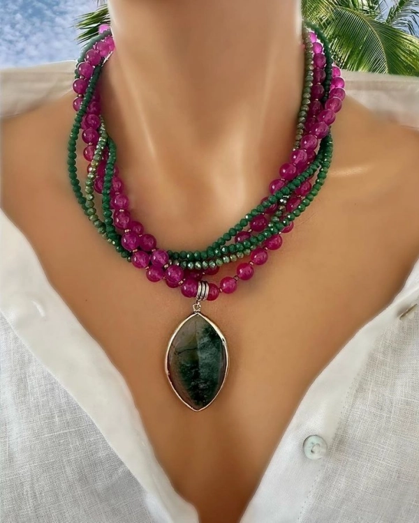 Colares Femininos: O Acessório Que Transforma Qualquer Look