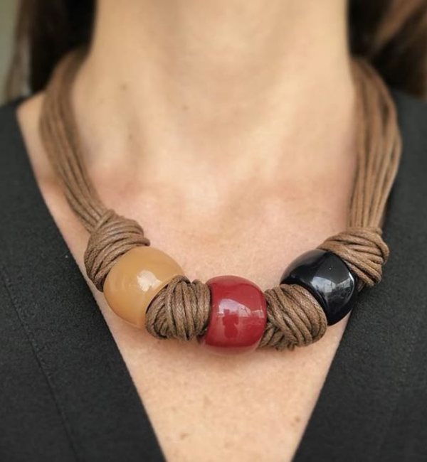 Colares Femininos: O Acessório Que Transforma Qualquer Look
