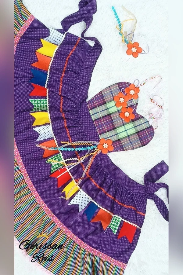Inspirações de Avental e Jardineira para Festa Junina — Dicas de Trajes Caipiras