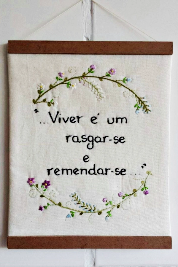 Mensagens Bordadas: Frases de Amor, Aconchego e Boas Vibrações