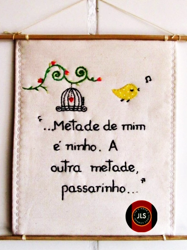 Mensagens Bordadas: Frases de Amor, Aconchego e Boas Vibrações